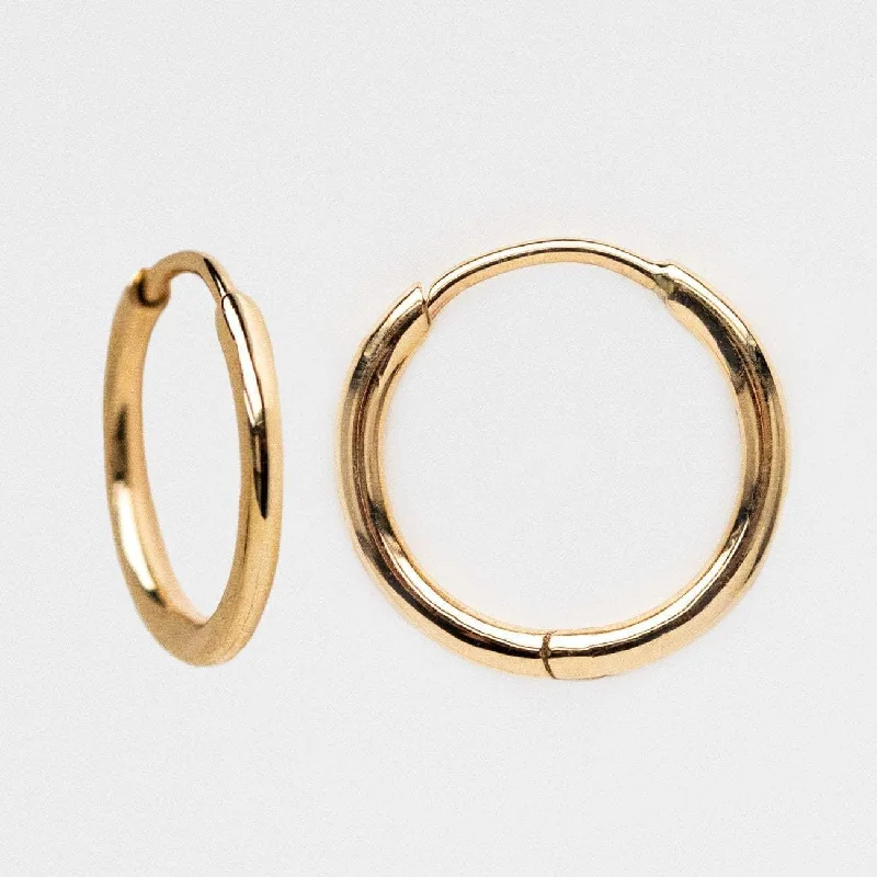 chandler earrings for women-Solid Gold Simple Huggie Hoops