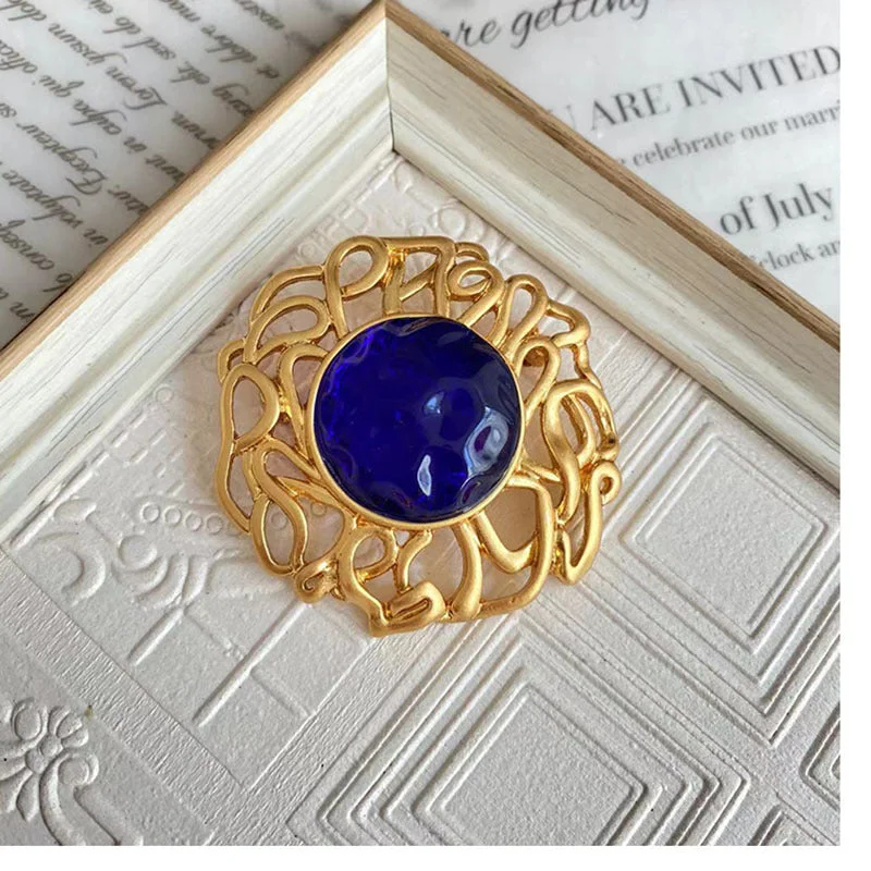 B085 Blue Brooch